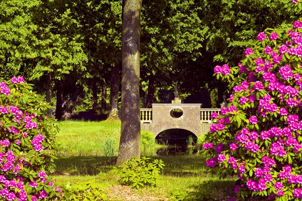 Luetetsburg Castle Castle Park