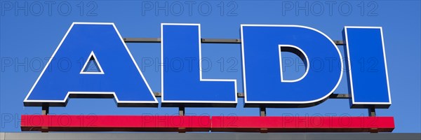 Sign and logo ALDI