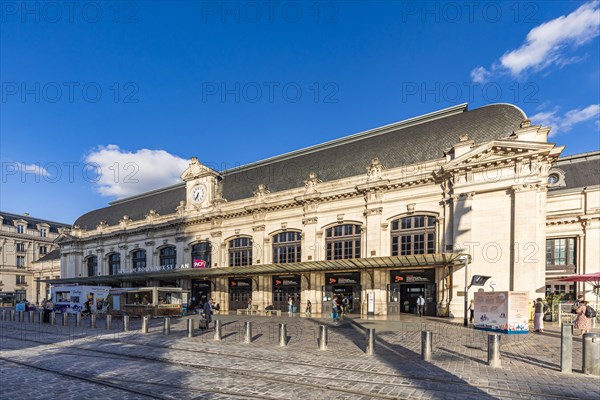 Main entrance of Bordeaux-Saint-Jean station in Bordeaux