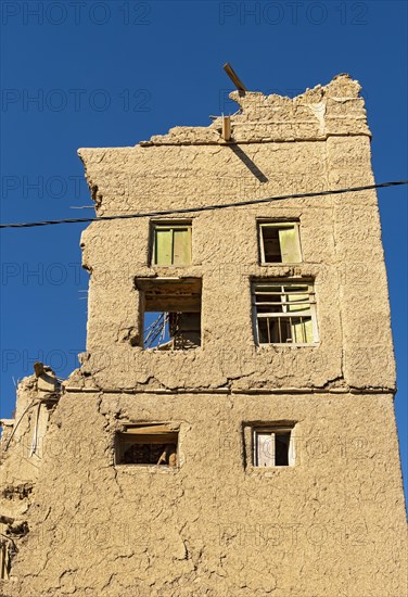 Ruined mud-brick house in the abandoned ghost town of Al Hamra