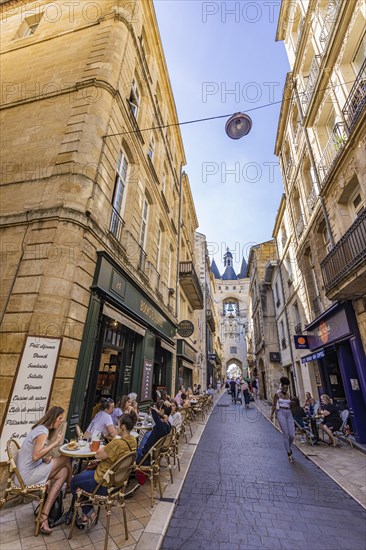 Cafe Restaurant Books & Coffee and Porte de la Grosse Gloche in Rue Saint-James