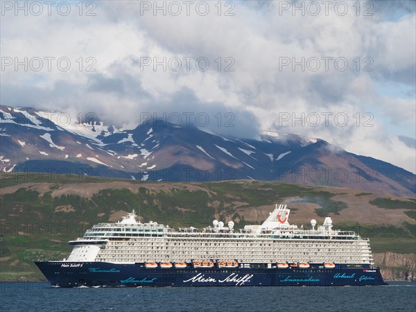 Cruise ship Mein Schiff 5