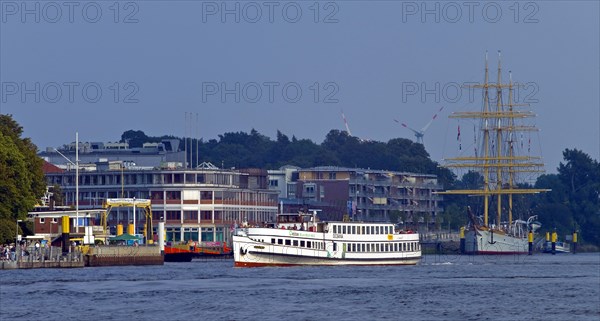 Excursion ship Oceana