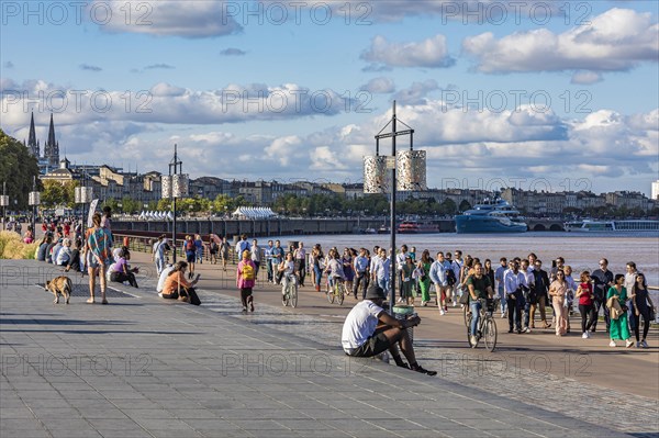 People on the Garonne waterfront in Bordeaux