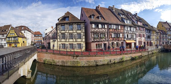 Panoramic photo of half-timbered houses along the course of the Lauch in the district of La Petite Venise