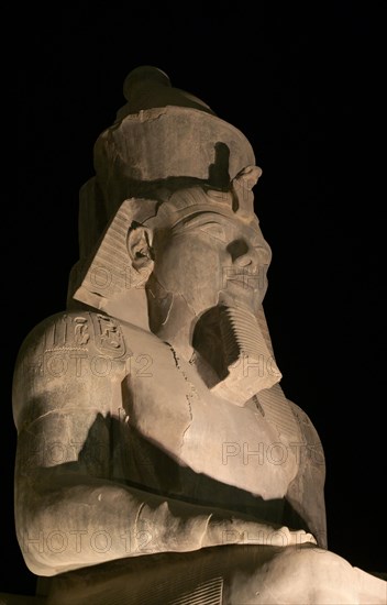 Statue of Ramses II on the pylon