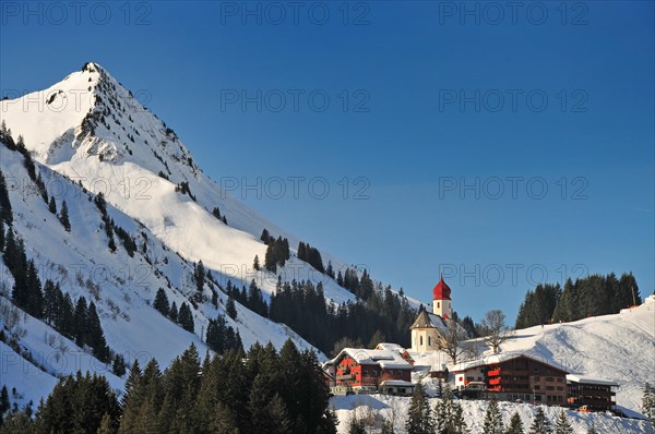 Church of St Nicholas in Damuels