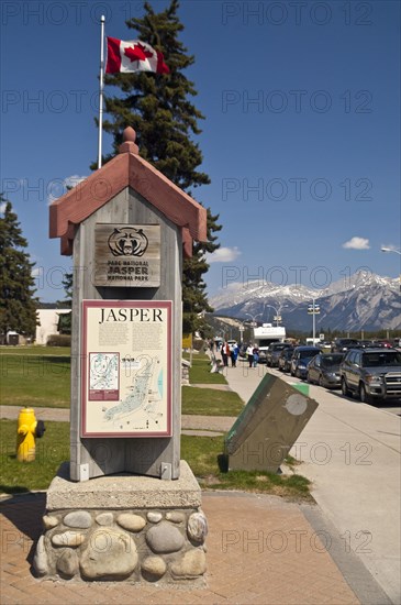 Jasper National Park information sign and map