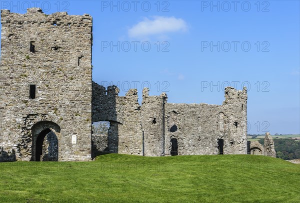 Llansteffen castle