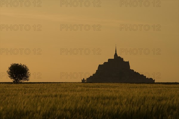 Mont-Saint-Michel at sunset