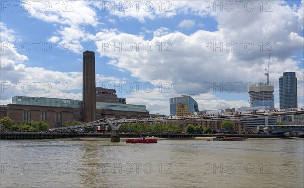 Tate Modern and the London Millennium Footbridge over the river Thames