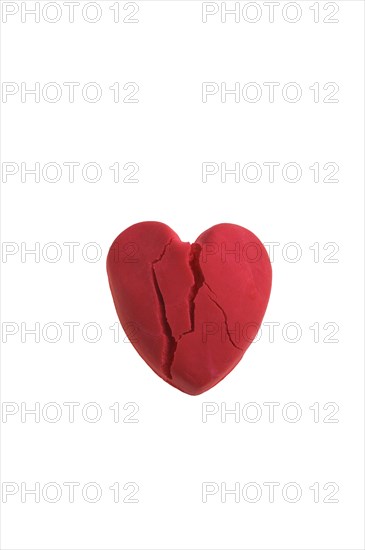 Cracked fondant icing heart