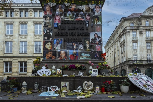 Memorial of Michael Jackson at the monument of Orlando di Lasso