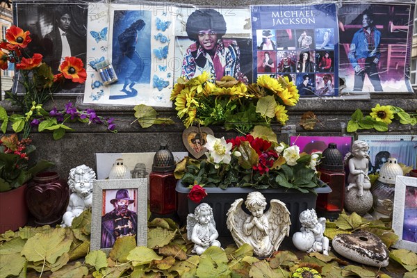 Memorial of Michael Jackson at the monument of Orlando di Lasso