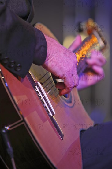 Jazz guitarist Gerold Heitbaum from the Gerold Heitbaum Quartet in concert