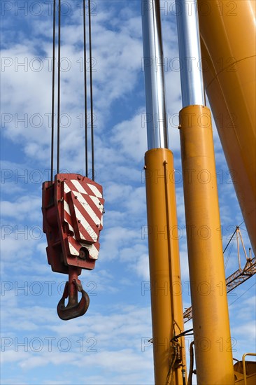 Crane hook of a truck crane