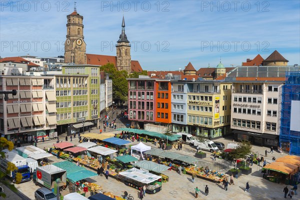 Weekly market on the market square