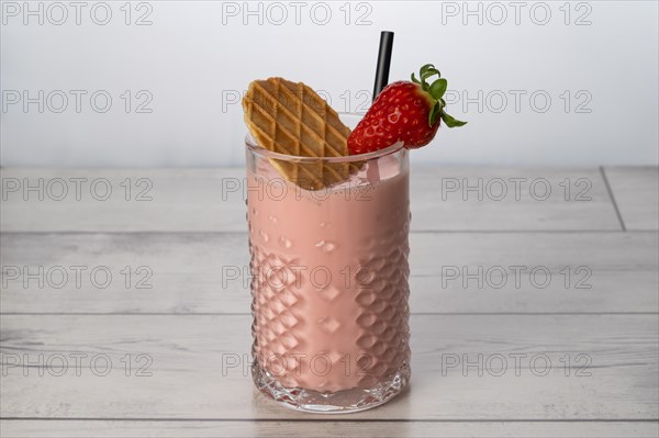 Strawberry smoothie with natural fruit