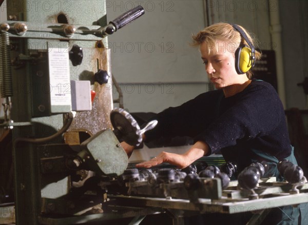 Female workers in the skilled trades