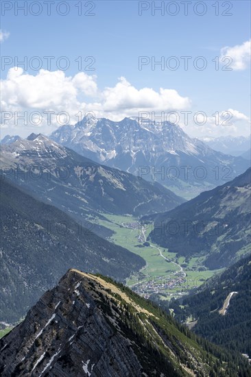 View from Thaneller to the Zugspitze