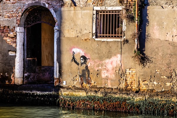 Venice Migrant Child