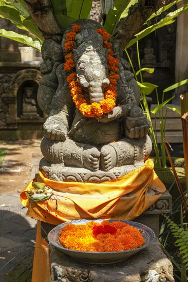 Geschmueckte Ganesha statue