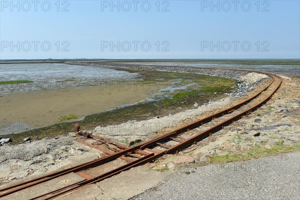 Tracks of the Halligbahn in the Wadden Sea National Park