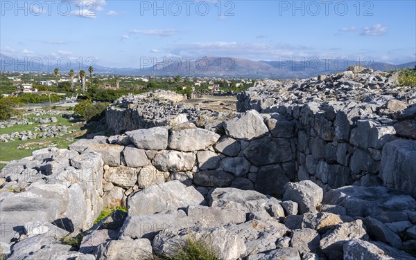 Ruins of the Mycenaean site of Tiryns