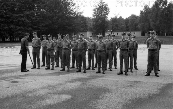 Parade exercise of the British Army of the Rhine with the Scottish Regiment