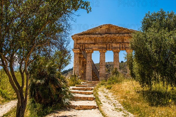 Doric temple from 430 BC