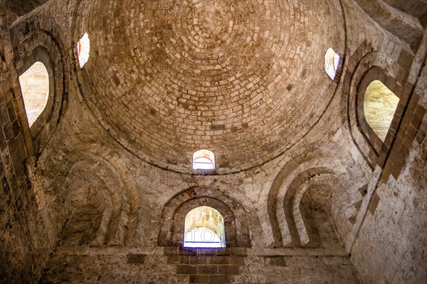 Dome vault