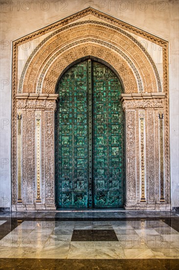 Bronze portal of Bonannus