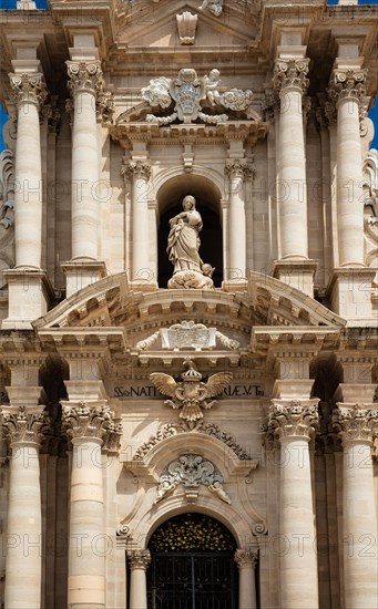 Cathedral of Santa Maria delle Colonne incorporates an ancient Ahtene temple