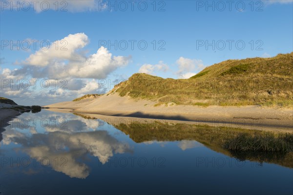 Reflection in the mouth of the Henne Molleas