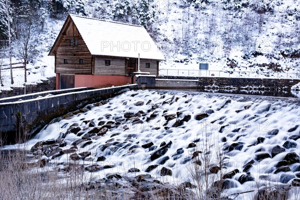 Waterworks in winter