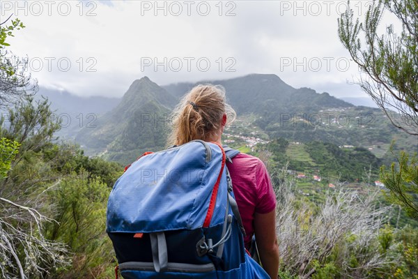 Hiker in Boaventura