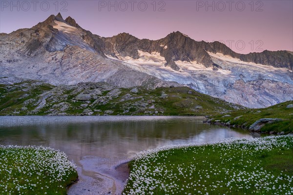 Sunrise at the upper Gerlossee