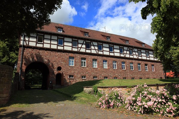 The manor house built in 1935 on the ruins of the former Eulenburg