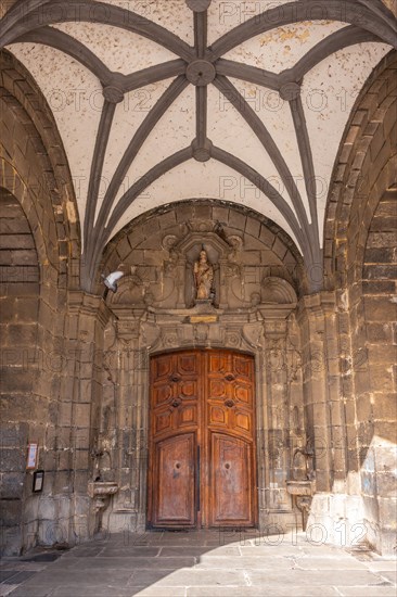 Arches inside the Parroquia de San Martin in the goiko square next to the town hall in Andoain