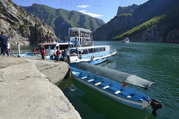 Ferry pier to Fierza