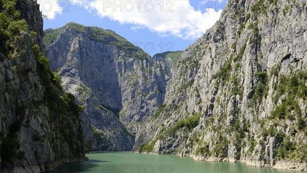 Rock walls at the dammed river Drin