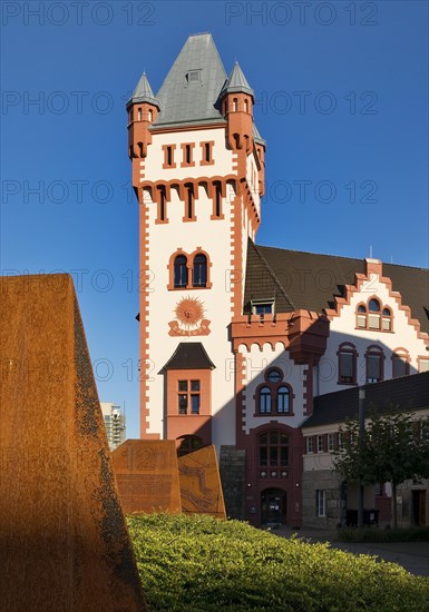 The Hoerder Castle at the Phoenix Lake