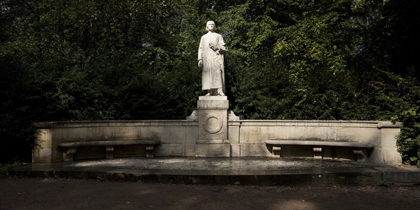 Monument to Franz Liszt in the Park on the Ilm