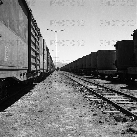 Bolivia Uyuni Railway Cemetery Adventure Excursion Atacama Desert Plateau