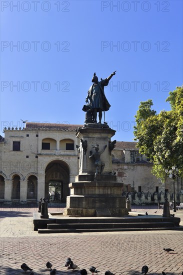 Plaza Colon with Columbus Monument and Santa Maria la Menor Cathedral