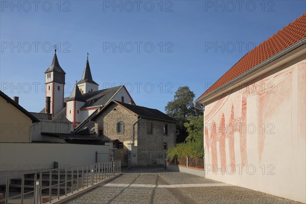 Wall painting on the imperial palace and hall church