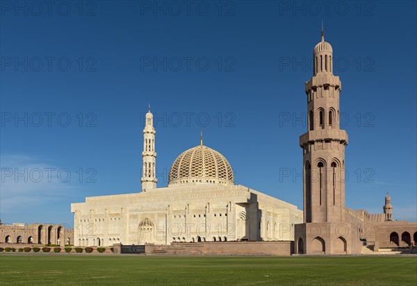 Sultan Qaboos Grand Mosque