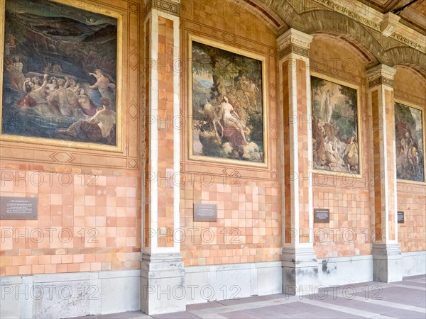 Mural in the Pavillon Trinkhalle