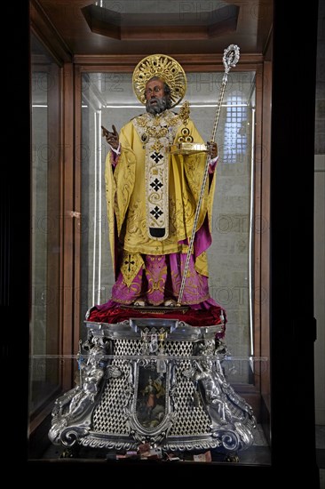 Statue of Saint Nicholas in the left aisle of the Basilica