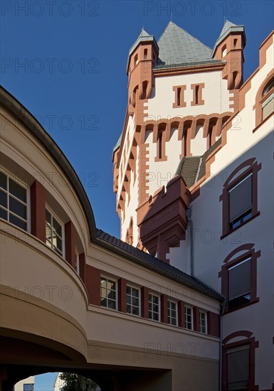 The Hoerder Castle at the Phoenix Lake